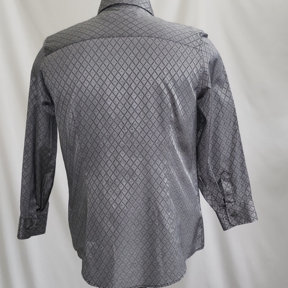 Orvis Button Down Shirt Womens Size 12 Gray Triangle Pattern Long Sleeve Shirt - Picture 2 of 8